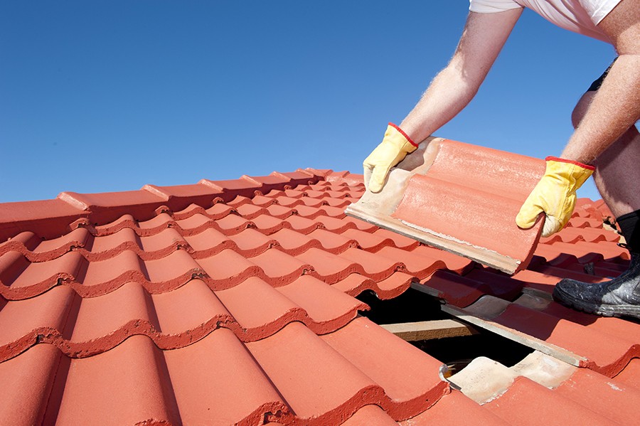 Choosing The Perfect Roof Color To Complement Your Home